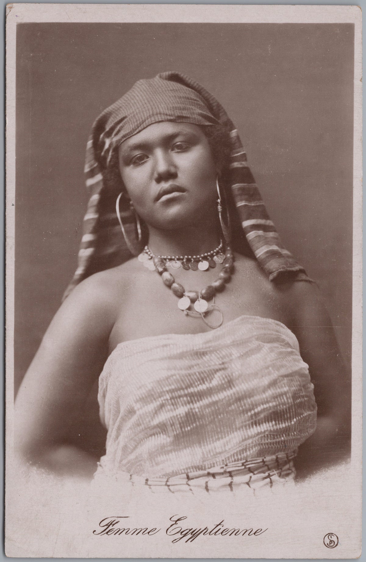 PC01344 | P35 | Egypt — Portrait with Headdress and Necklace — front
